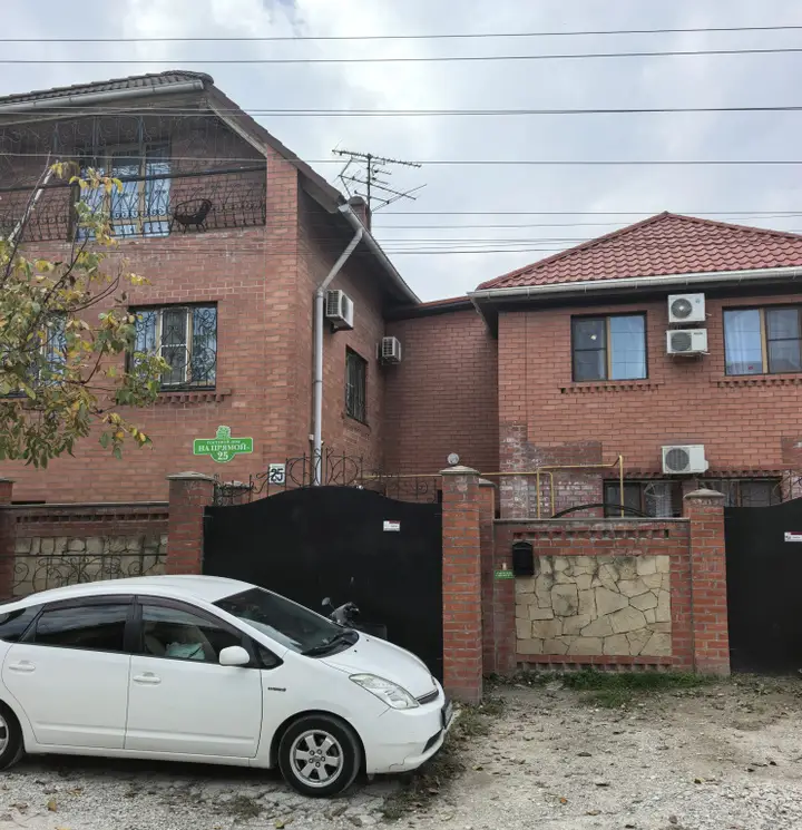 Новороссийск: Гостевой дом на Прямой