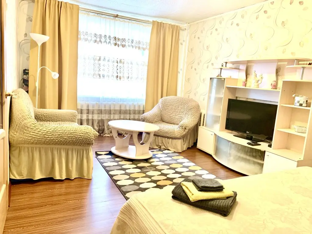 Мирный: Na Sovetskoj 3 Mirnydom Apartments
