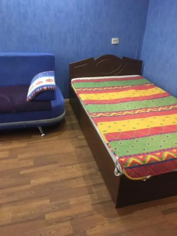Тюмень: Апартаменты Эконом на Заводской 2