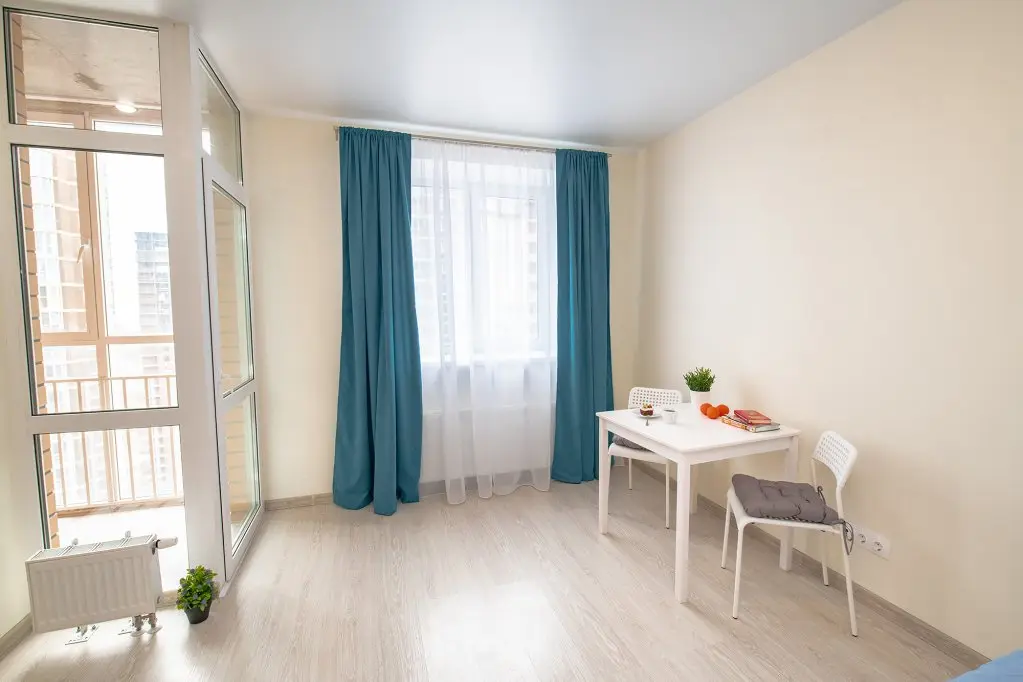 Владивосток: Апартаменты TopHouse на Нейбута 6 студия