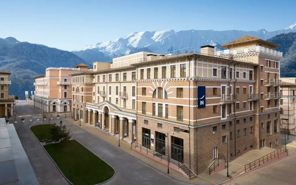 Эсто-Садок: Novotel Krasnaya Polyana
