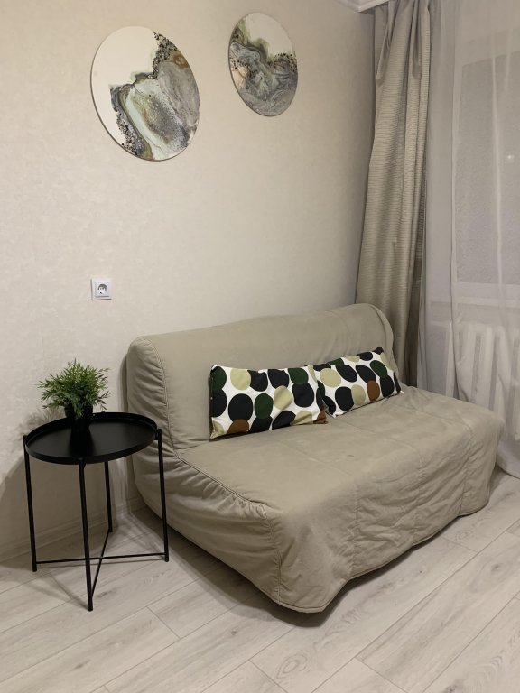 Екатеринбург: Na Karla Marksa 66 Apartments