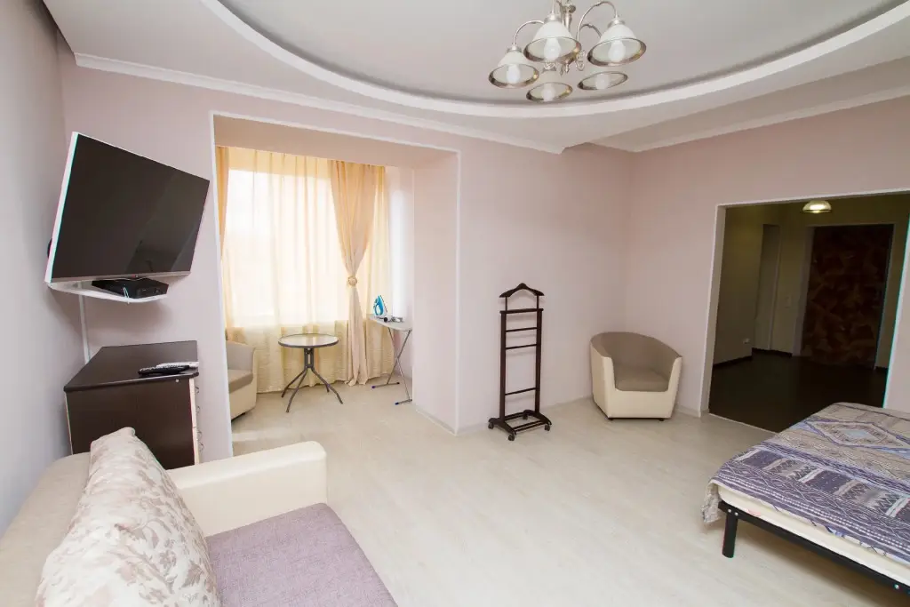 Саратов: Апартаменты Saratov Lights Apartments на Пугачева 81