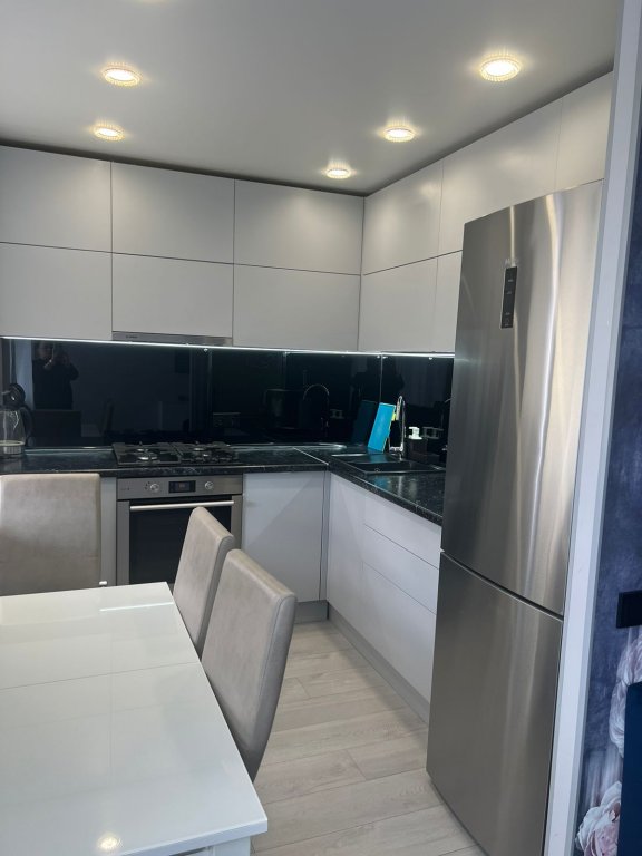 Уфа: Oktyabrya Avenue 21 Apartments