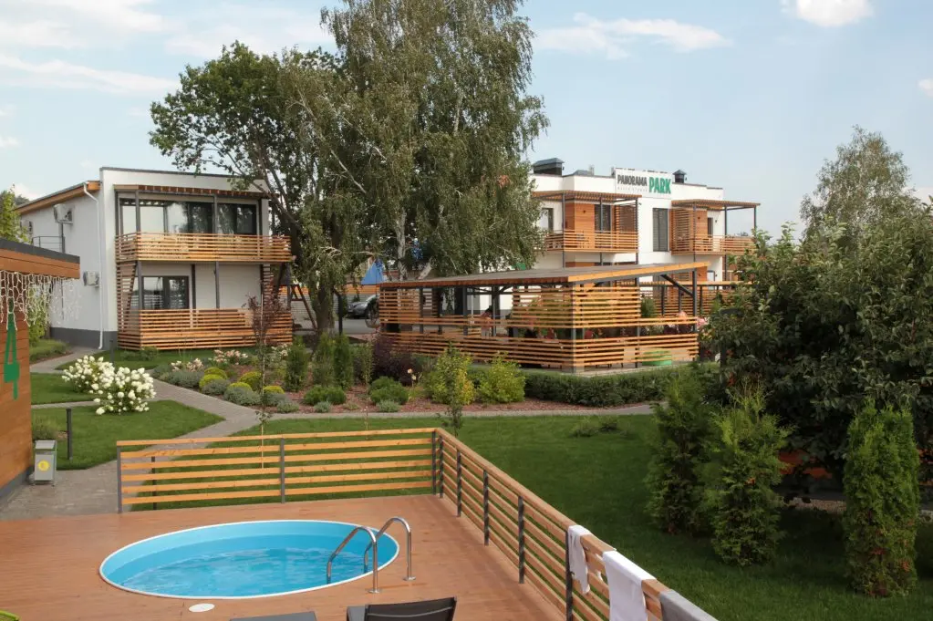 Хрящёвка: Курортный отель Панорама Парк