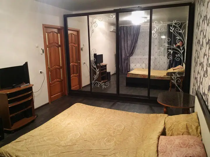 Самара: Partizanskaya 176 a Apartments