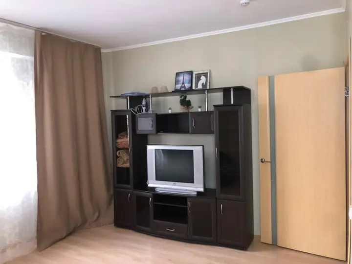 Казань: Апартаменты Победы 139/1