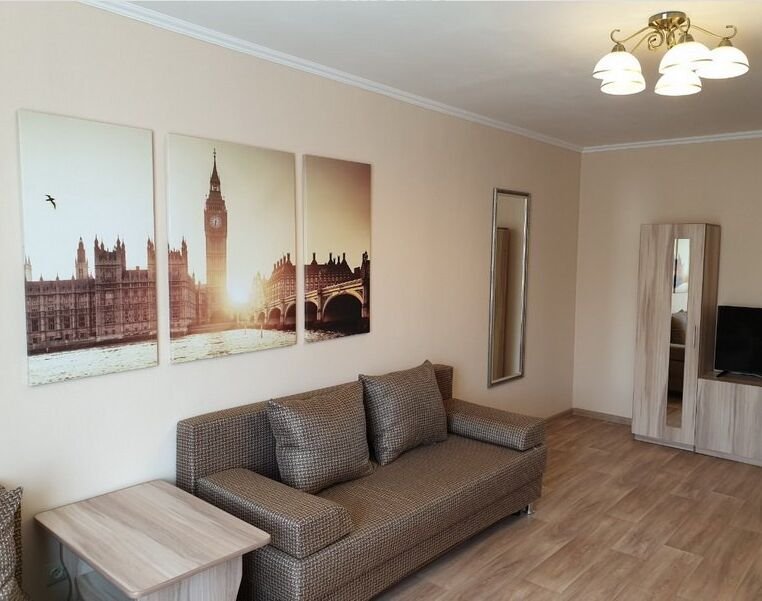 Уренгой: Lakeside on avenue Mira, 49