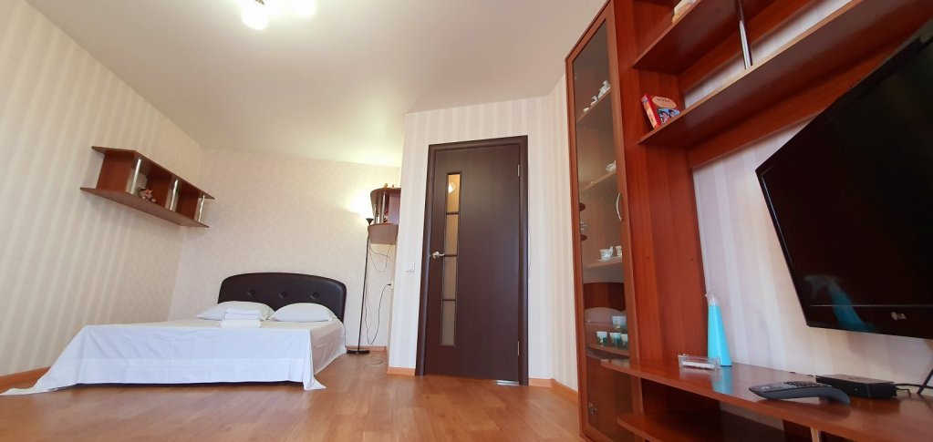 Барнаул: Privokzalnaya 7 Apartments