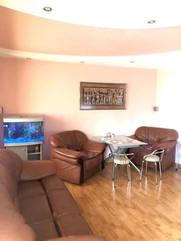 Мурманск: Апартаменты Spacious central 3-room apartment