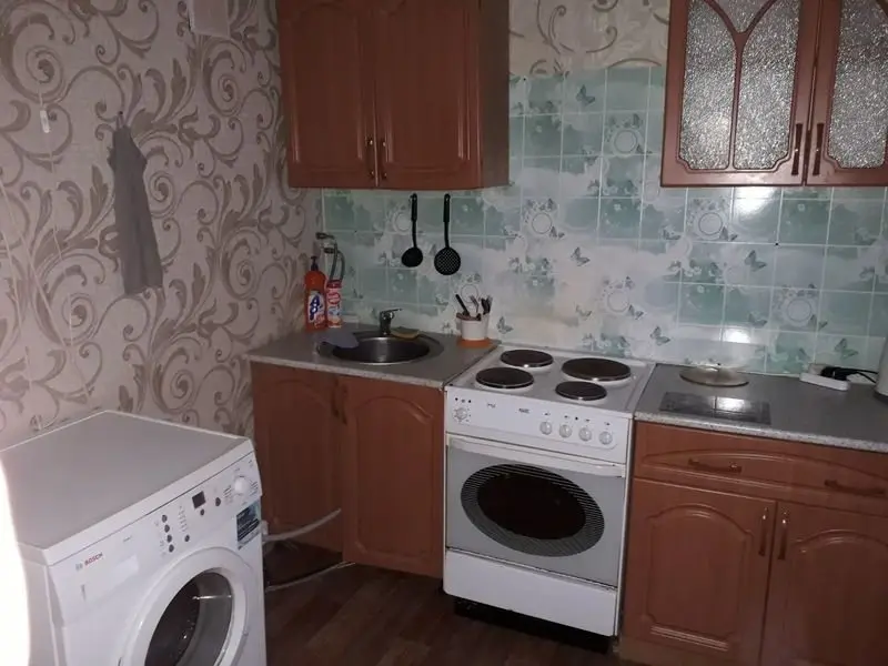 Лянтор: Alatyr Lyantor,  neighborhood 1, 70