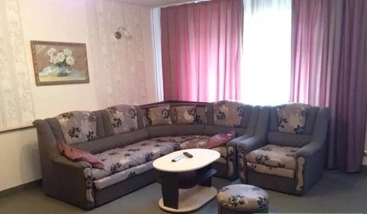 Ноябрьск: Alatyr Noyabrsk, st. Sovetskaya, 110