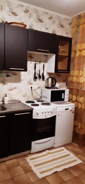 Ноябрьск: Alatyr Noyabrsk, st. Vysotskogo, 6