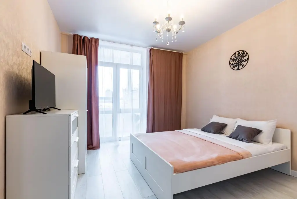 Екатеринбург: Апартаменты RentHouse Азина 22