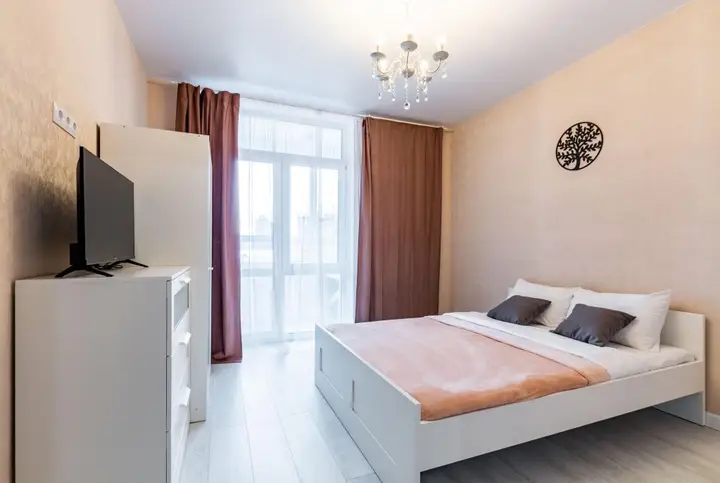 Екатеринбург: Апартаменты RentHouse Азина 22
