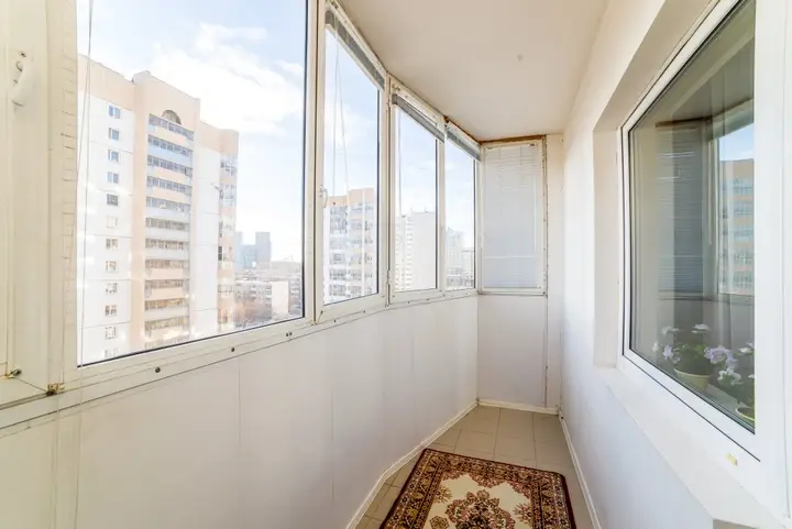 Екатеринбург: Апартаменты RentHouse Авиационная 48