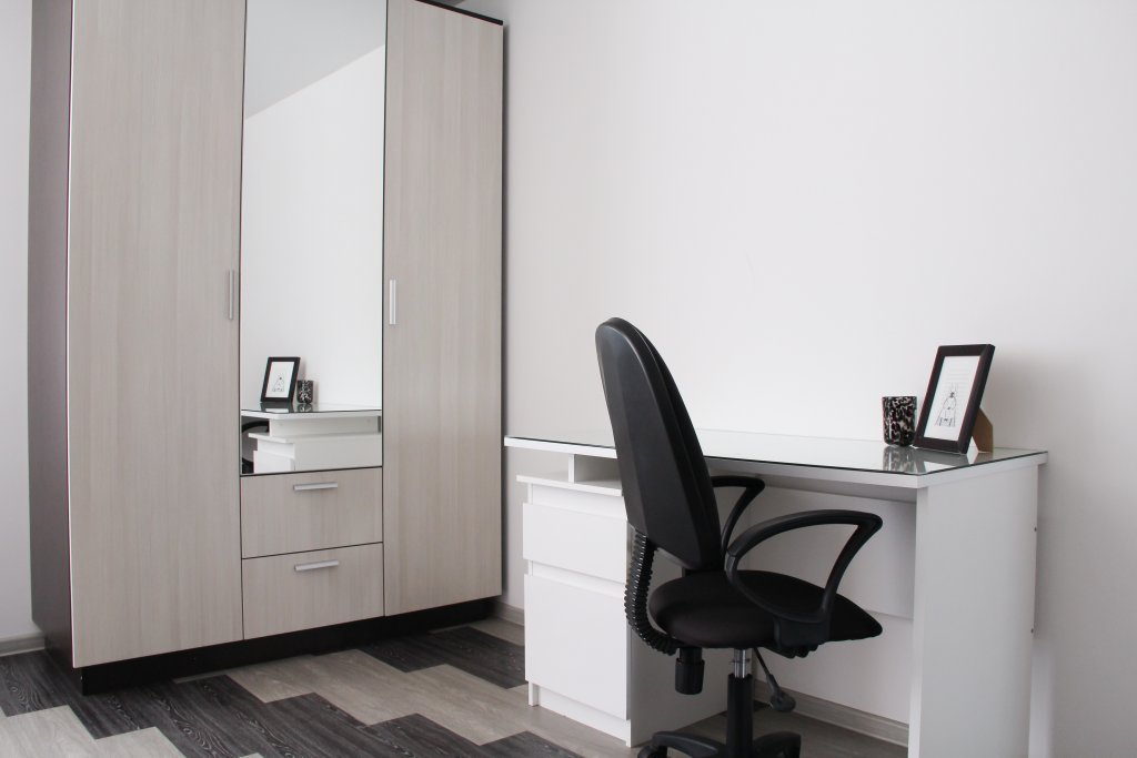 Новосибирск: Апартаменты RentHouse Большевистская 122