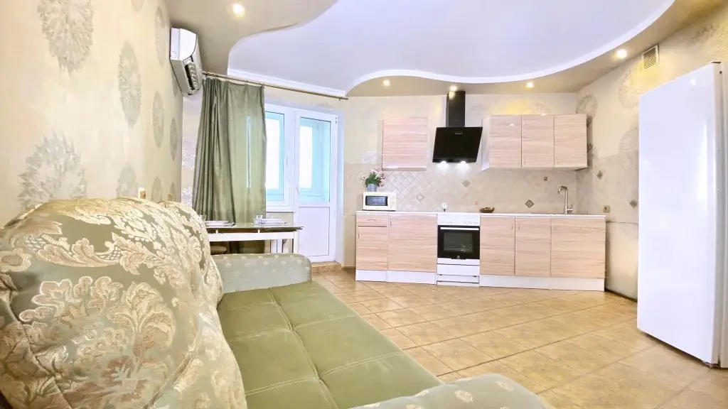 Краснодар: Апартаменты RentHouse Кубанская набережная 31/1 на 19 этаже