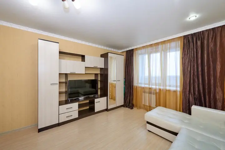 Пенза: Апартаменты RentHouse на Краснова 38