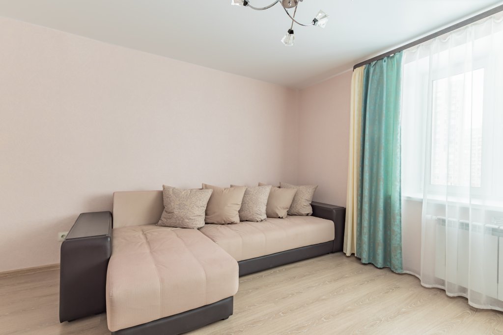 Нижний Новгород: Апартаменты RentHouse на Родионова 167