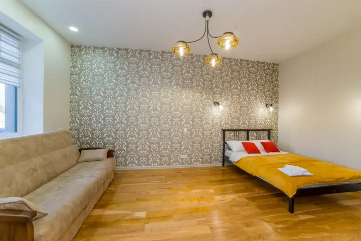 Екатеринбург: Апартаменты RentHouse на Щорса