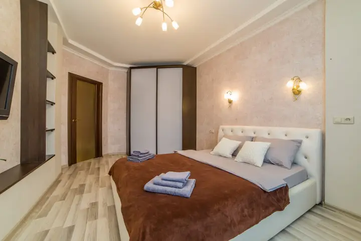 Екатеринбург: Апартаменты RentHouse Фучика ЖК Созвездие