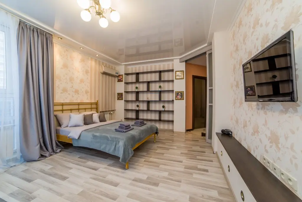 Екатеринбург: Апартаменты RentHouse Фучика ЖК Созвездие