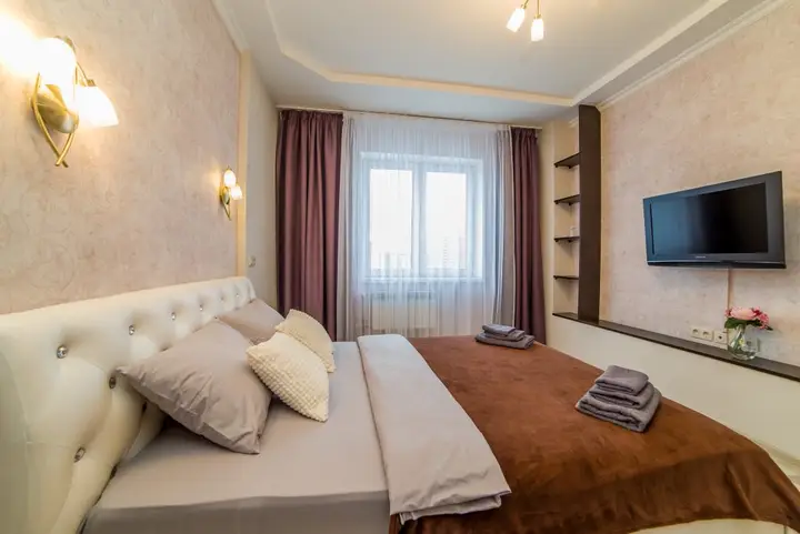 Екатеринбург: Апартаменты RentHouse Фучика ЖК Созвездие