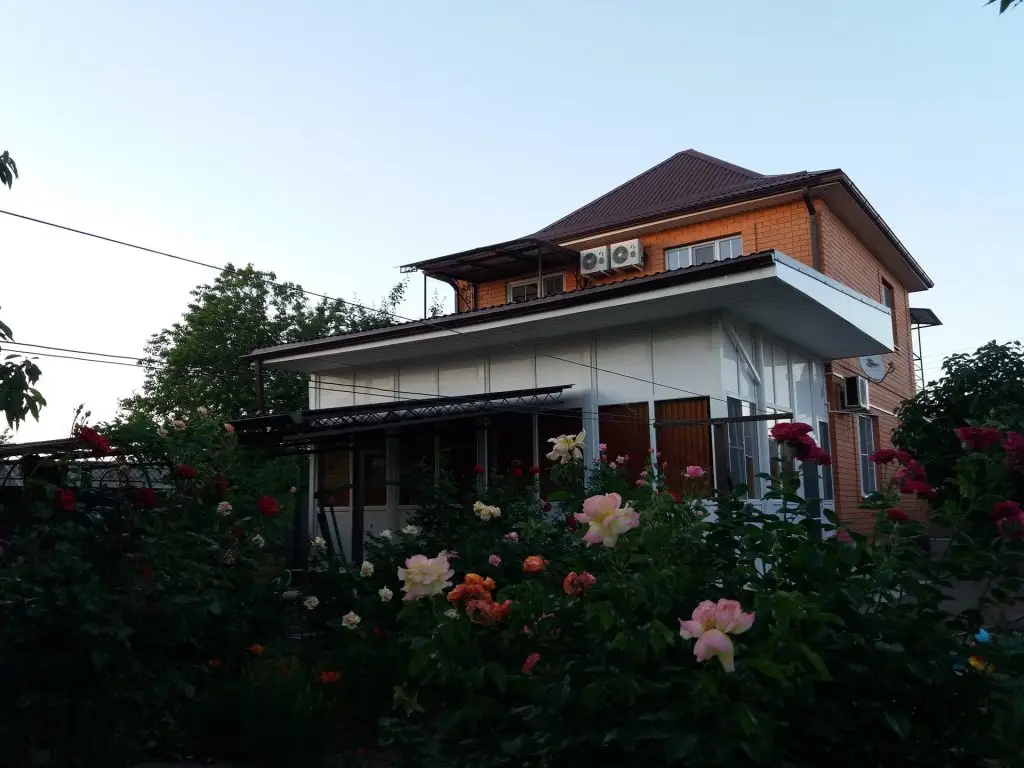Ейск: Гостевой Дом Rose