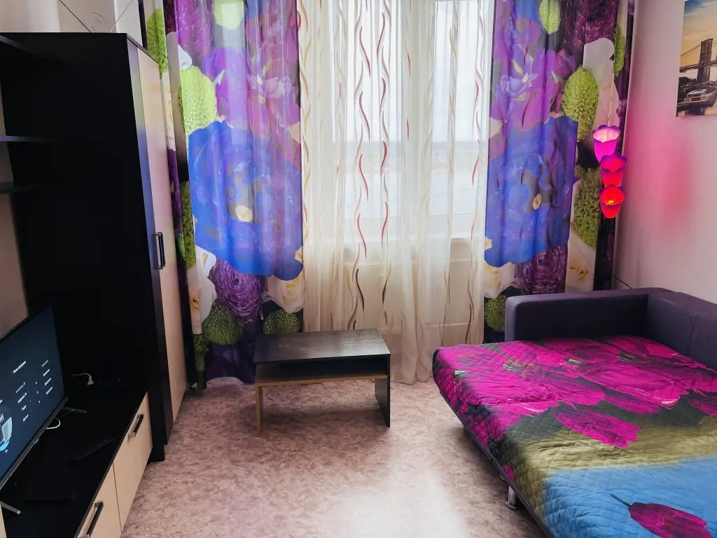 Надым: Ryizhkova 11 Apartments