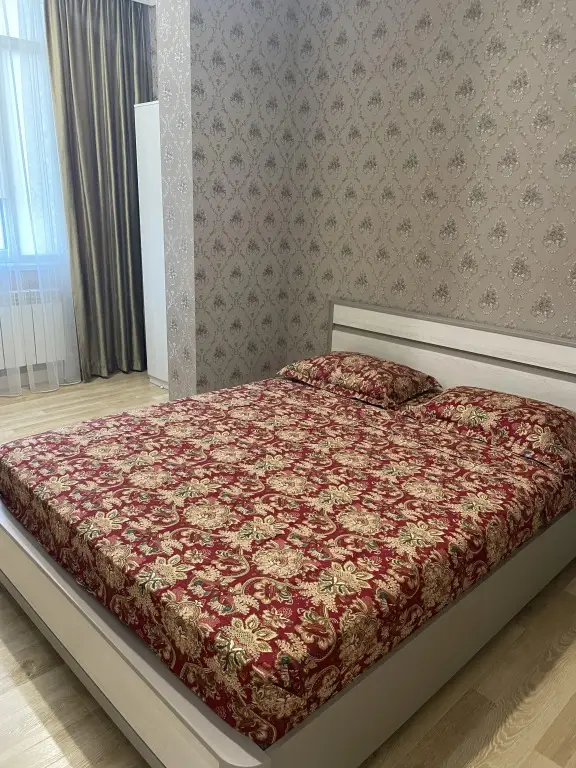Махачкала: Апартаменты с Двумя Спальнями в Центре