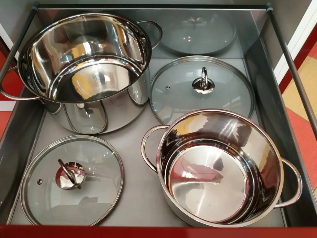 Саратов: Апартаменты Saratov Lights на Мичурина 47