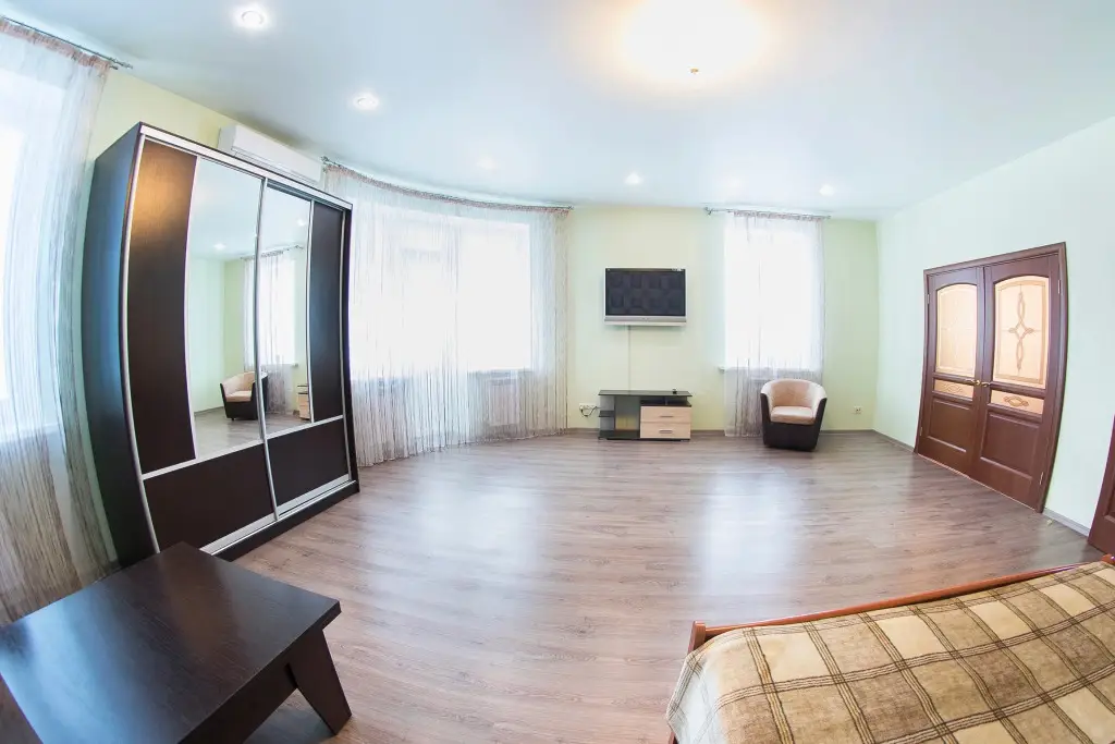 Саратов: Апартаменты Saratov Lights на Мичурина 47