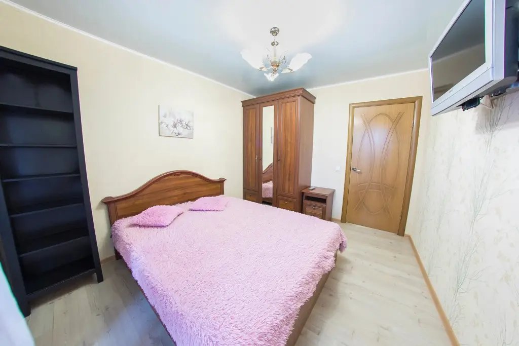 Саратов: Апартаменты Saratov Lights на Московская137