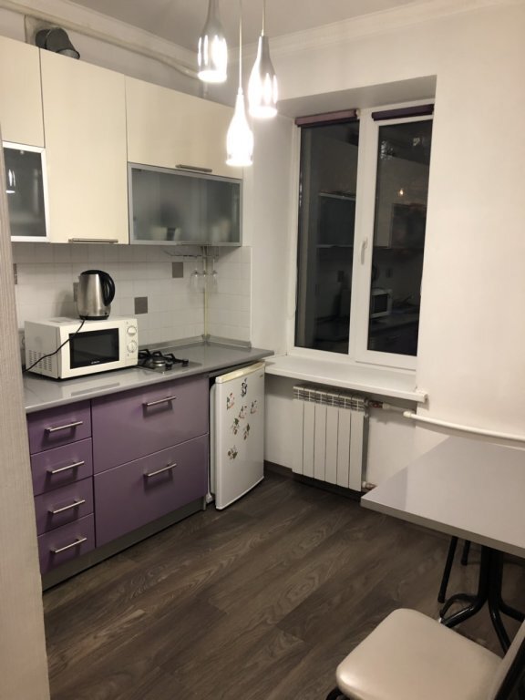 Симферополь: Sevastopolskaya 22/2 Apartments