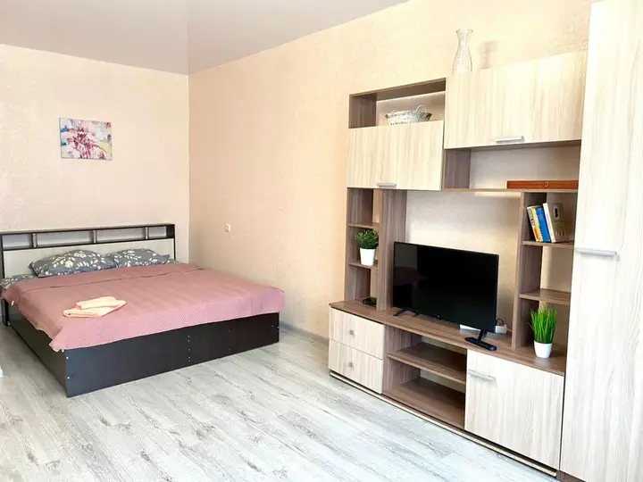 Северодвинск: Апартаменты SeveRent Бутомы 16