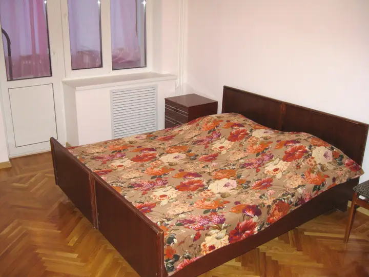 Кисловодск: Апартаменты Широкая 32
