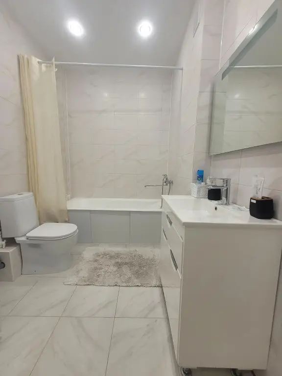 Иркутск: Квартира трехкомнатные Be Home на Седова