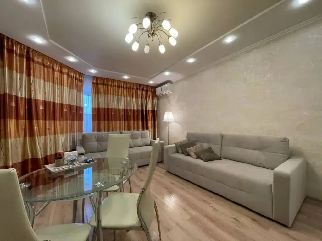 Новосибирск: Квартира Sibkvart Шамшиных 18