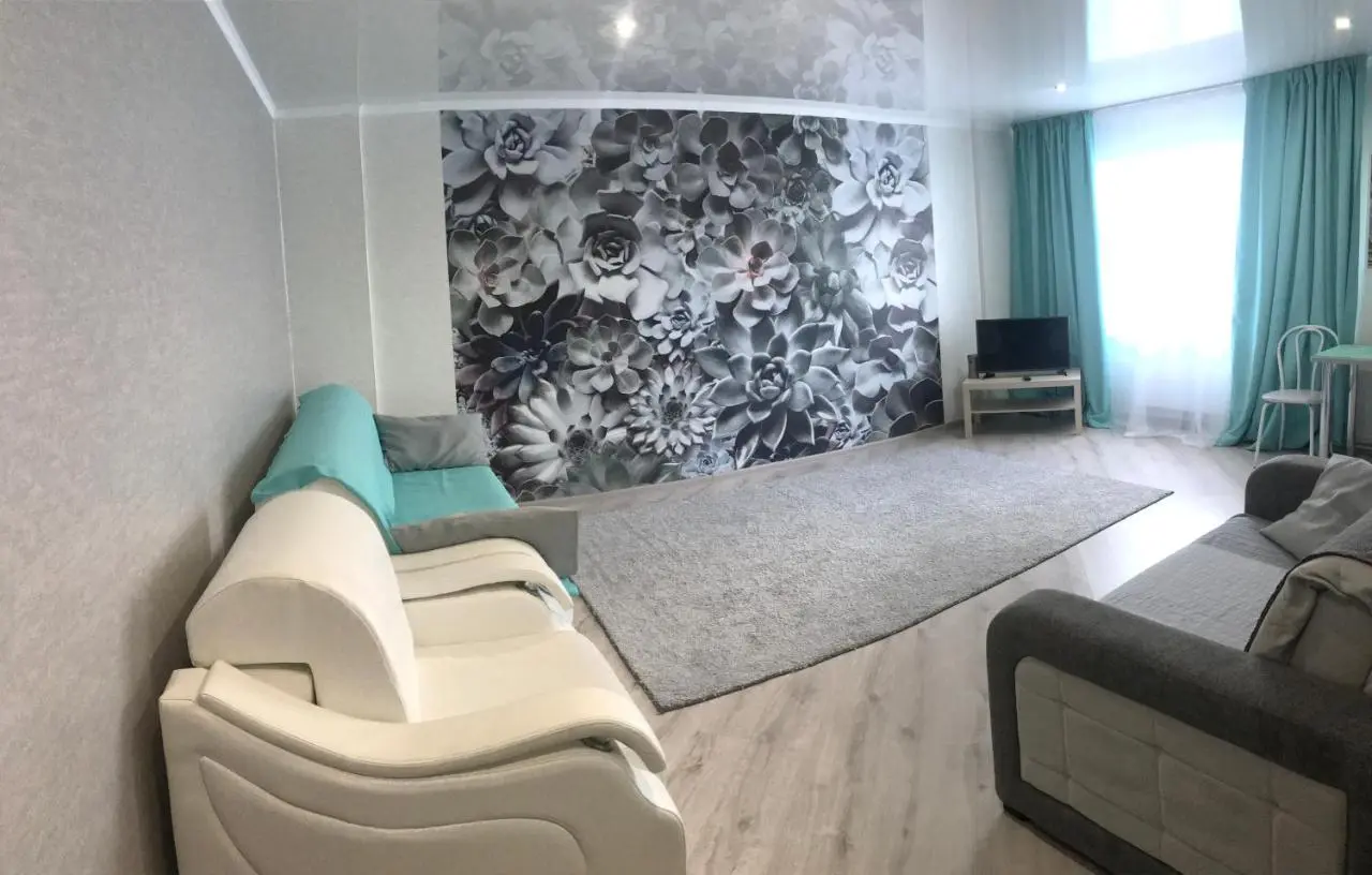 Барнаул: Апартаменты на Ускова