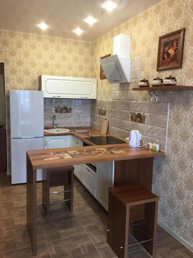 Барнаул: Студия люкс в центре Internatsionalnaya 101
