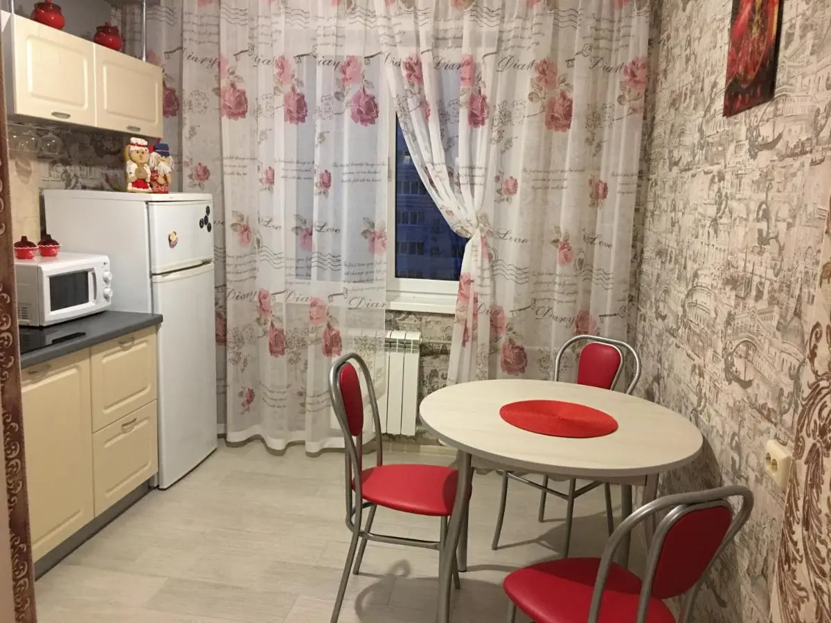 Барнаул: КВАРТИРА на БАЛТИЙСКОЙ 4