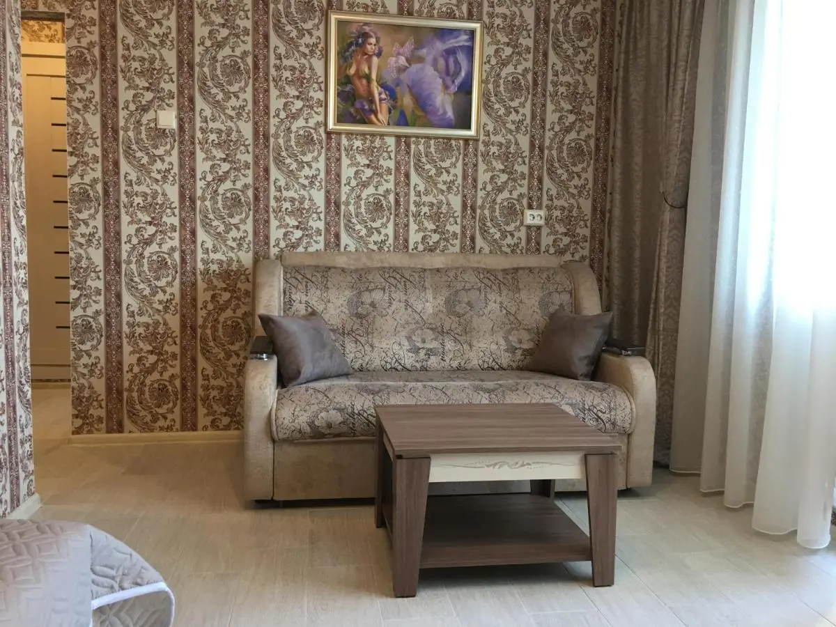 Барнаул: КВАРТИРА на БАЛТИЙСКОЙ 4
