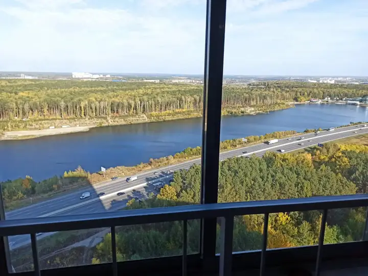 Екатеринбург: Апартаменты Светлый 26 этаж
