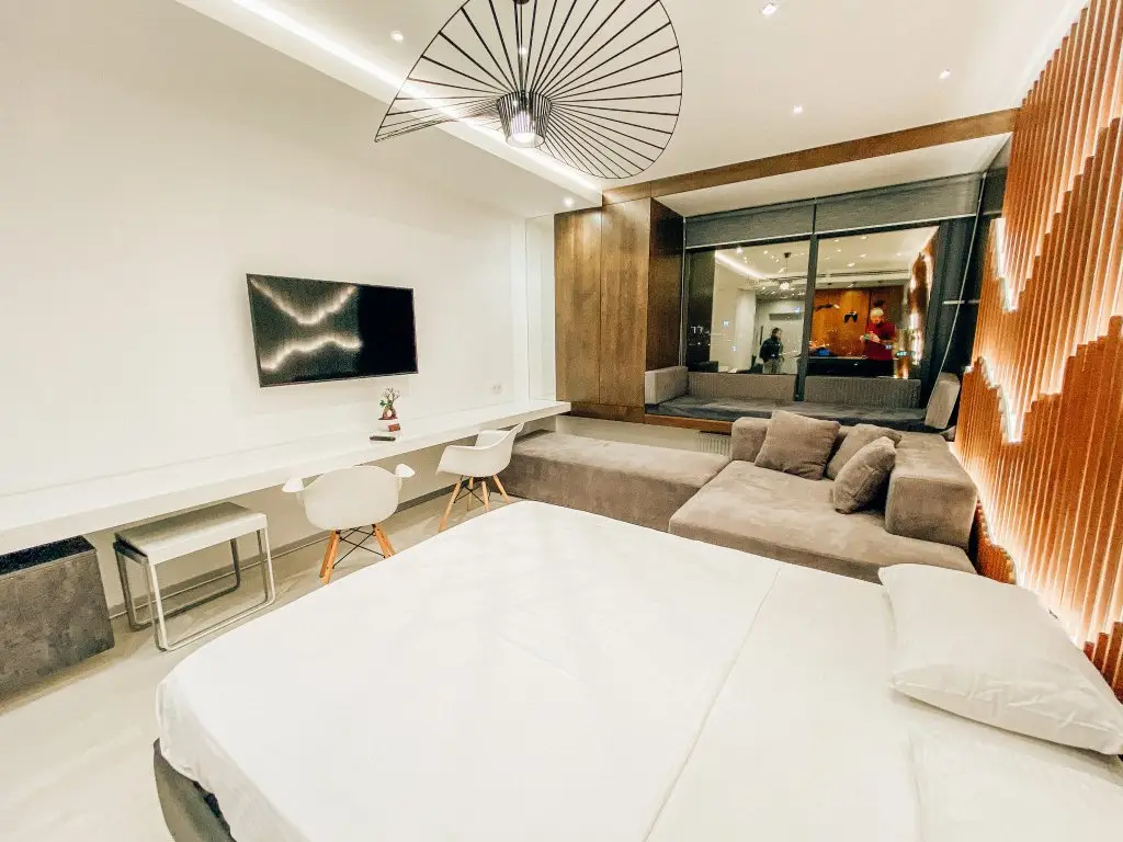Екатеринбург: Апартаменты The RadiusCentral House