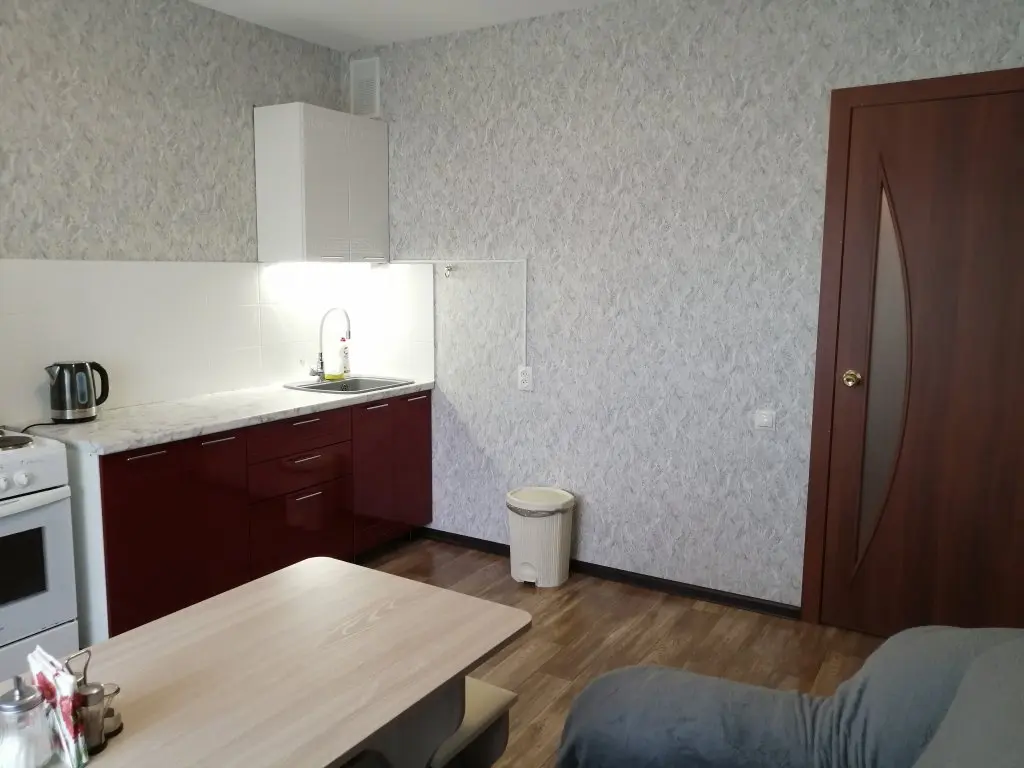 Новосибирск: Апартаменты Титова 252/1