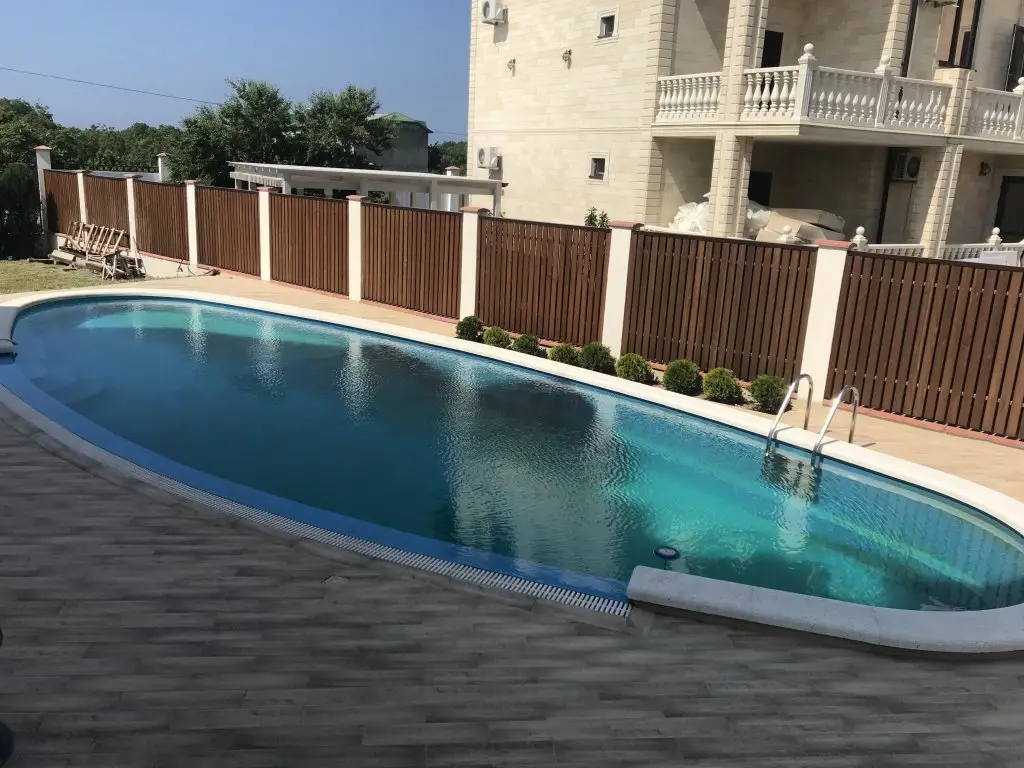 Геленджик: Tonkij Myis Apartments