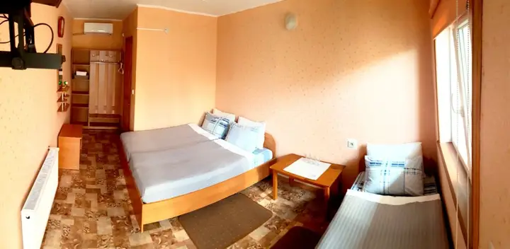 Николаевка: Tri Flaga Guest House