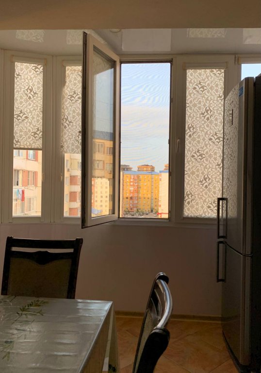 Каспийск: Жилое Помещение Трёхкомнатная Квартира Посуточно