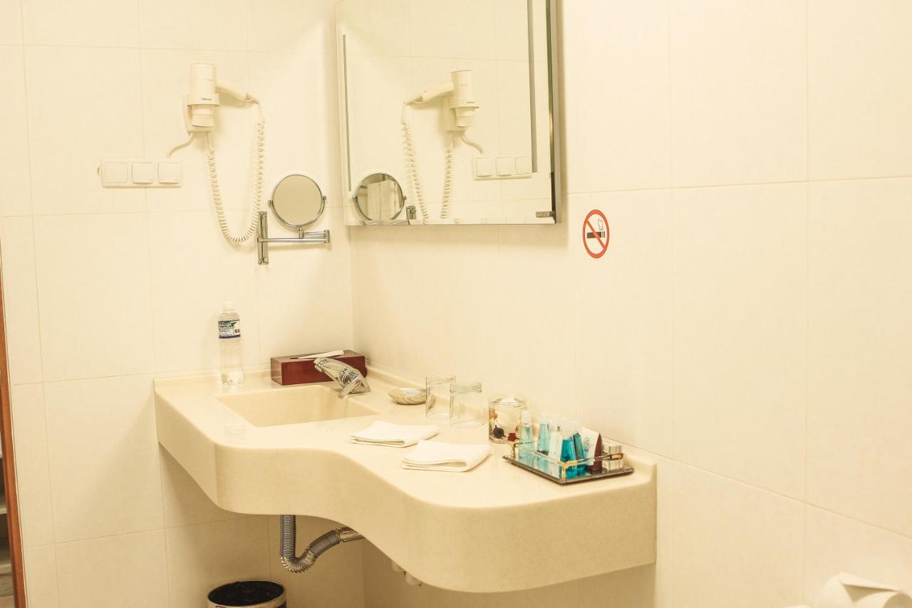 Благовещенск: Gloria Business Hotel